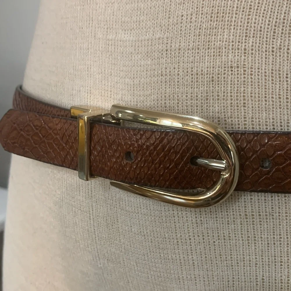 Leather black/brown reversible belt with gold buckle
